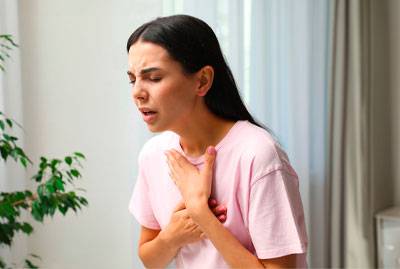 اسباب خلل الأحبال الصوتية و علاجها